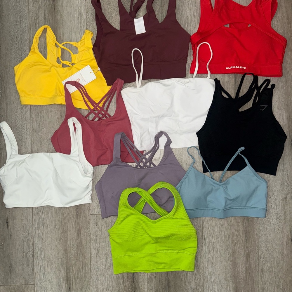 10 sports bras bundle